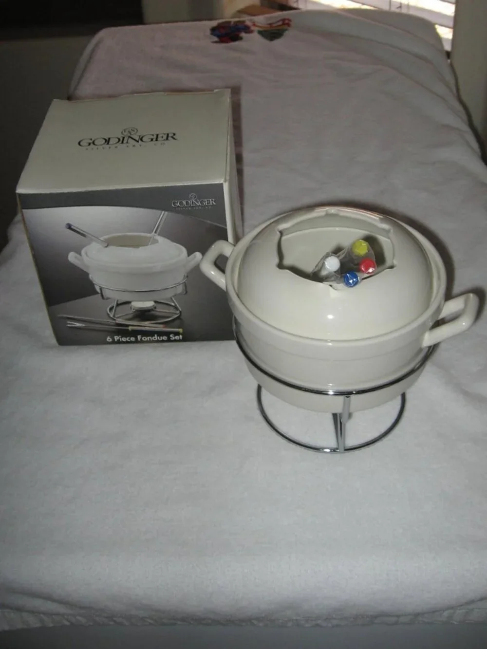 Godinger 6pc Fondue Set Porcelain Pot 4 Forks NIB